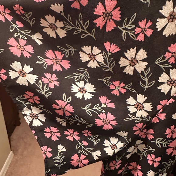 EUC 3 for $20 ANN TAYLOR FLORAL TIE TOP SZ LARGE - Picture 5 of 6